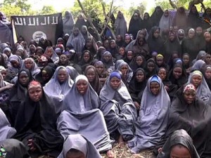 boko haram 500 kadin kacirdi