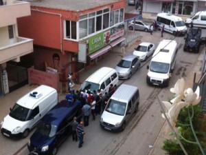sargazi yuzfikir dernegi polis baskini 1